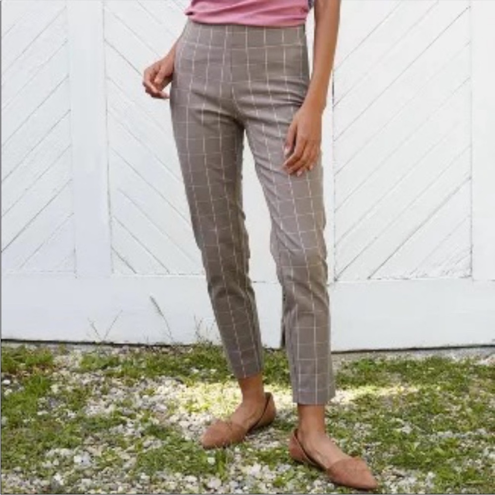Taupe Grid Pattern Ankle Cropped Dress Pants - Picture 4 of 15